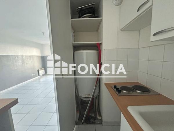 Location Appartement 2 pièces 38 m² - 96 RUE CHAUME Manosque 04100