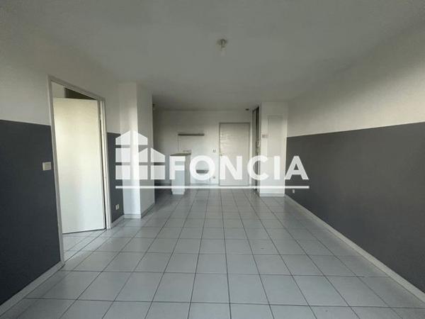 Location Appartement 2 pièces 38 m² - 96 RUE CHAUME Manosque 04100