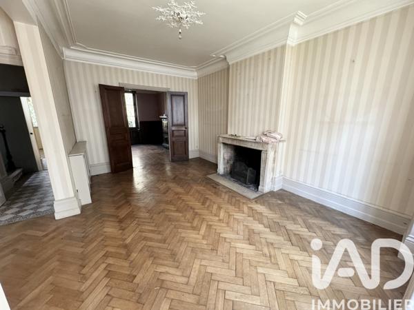 Maison à vendre 7 pièces 180 m² Saint-Denis-en-Val