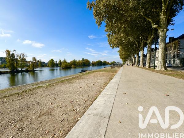 Maison à vendre 7 pièces 180 m² Saint-Denis-en-Val