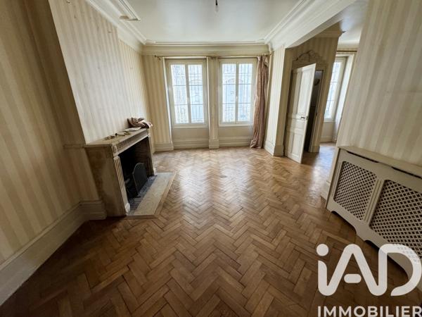 Maison à vendre 7 pièces 180 m² Saint-Denis-en-Val