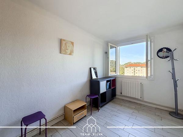 Appartement
         3 pièces
        - 55 m² Exclusivité 139 900 € *