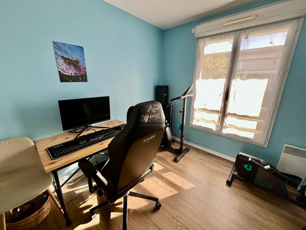À vendre : Appartement 3 pièces à Cergy - Référence 5037 €230 000 ** - Référence 2226