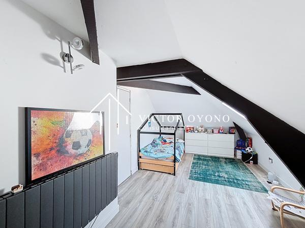 Maison 10 pièces - 250 m² Exclusivité efficity