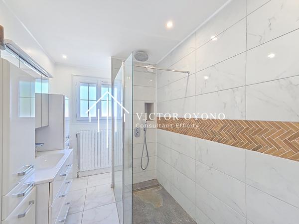 Maison 10 pièces - 250 m² Exclusivité efficity