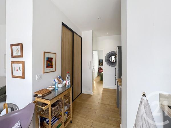 Appartement T3 à vendre  3 pièces - 50 m 2   ARCACHON  - 33