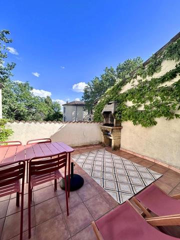 Maison de ville avec terrasse plein sud