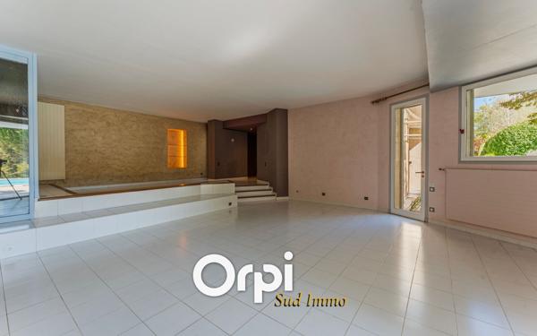 Maison à vendre    4 pièces •  Chomérac