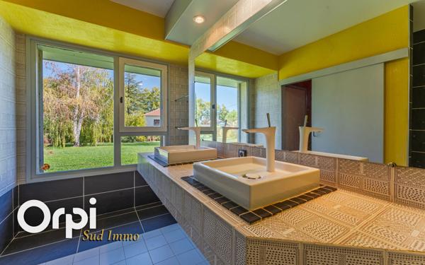 Maison à vendre    4 pièces •  Chomérac