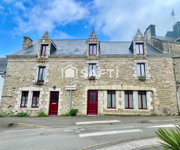 Maison  5 chambres centre ville de Questembert