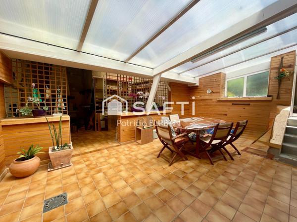 Maison  5 chambres centre ville de Questembert