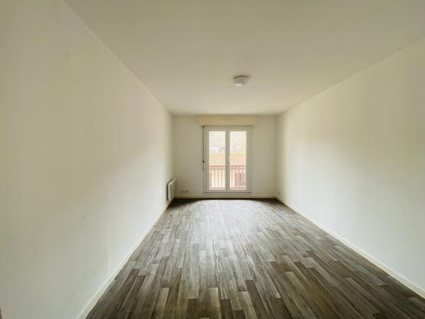 Dax (40100) T2 de 40 m² avec parking et balcons – Centre de Dax