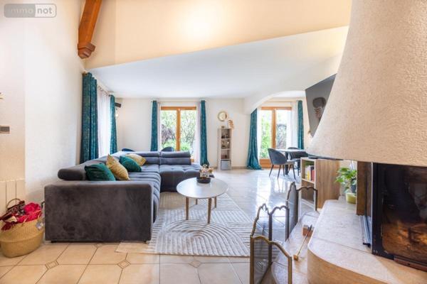 Maison à vendre à Ornex dans l'Ain (01210), ref : 01047-721