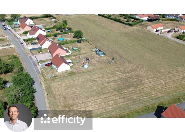 Terrain
        
        - 3502 m² 69 900 € *