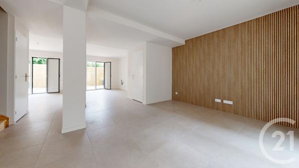 Appartement F3 à vendre  4 pièces - 103,93 m 2   BIARRITZ  - 64