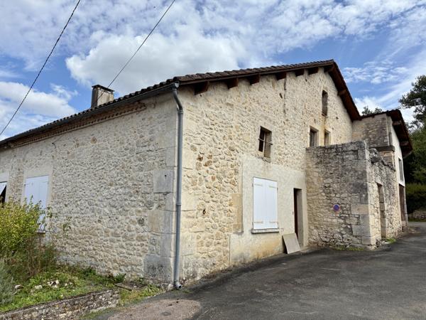 Maison à vendre à Saint-Pardoux-la-Rivière (24470) - Dordogne