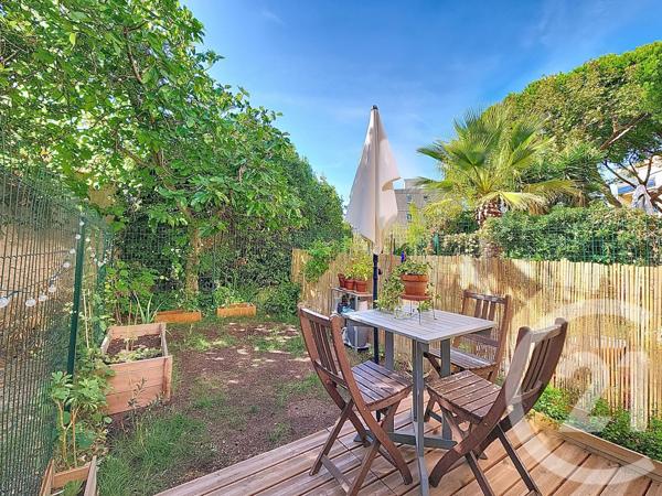 Appartement T2 à vendre  2 pièces - 30 m2 MARSEILLE - 13008