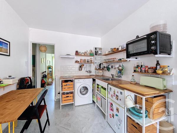 Appartement T2 à vendre  2 pièces - 30 m2 MARSEILLE - 13008