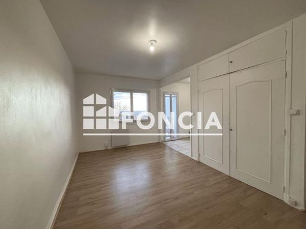 Location Appartement 3 pièces 49.41 m² - 101 MONTEE DE CHOULANS Lyon 69005