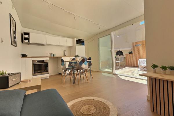 Marseille (13008) Appartement T3 et sa terrasse