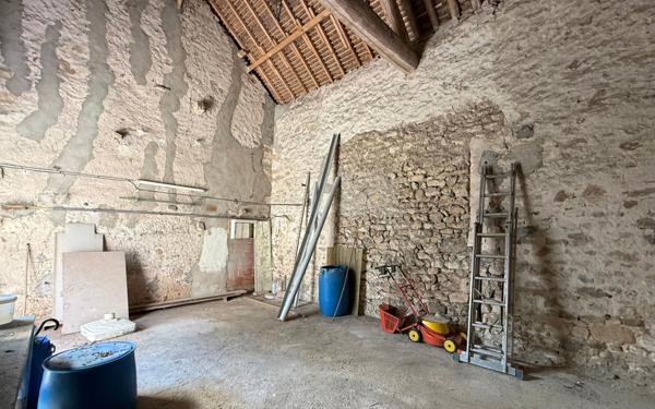 Maison à vendre    2 pièces • 71 m2 Villemer