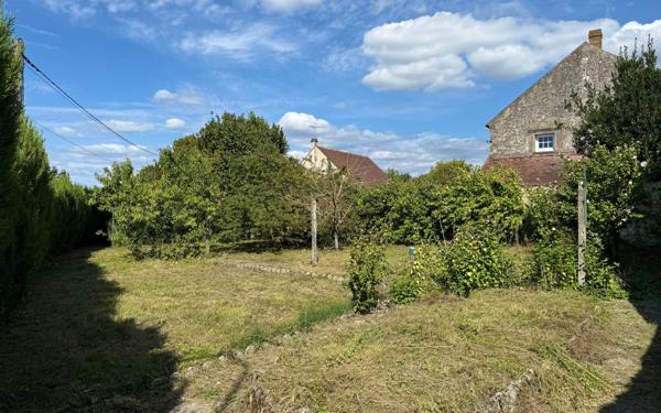 Maison à vendre    2 pièces • 71 m2 Villemer