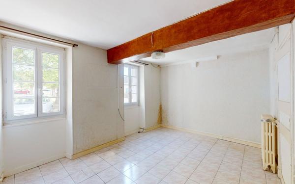 Maison à vendre    2 pièces • 71 m2 Villemer