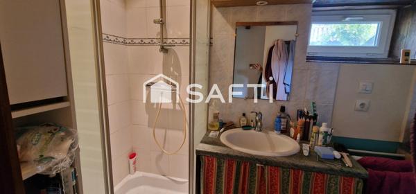Maison en pierres proche bourg