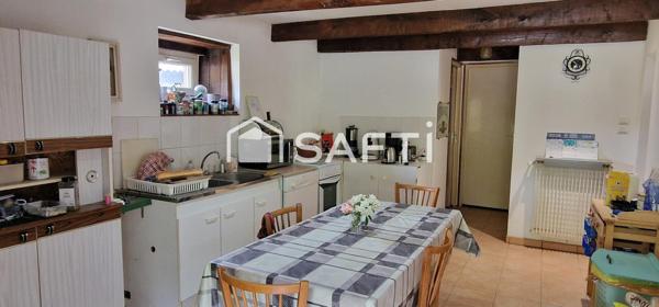 Maison en pierres proche bourg
