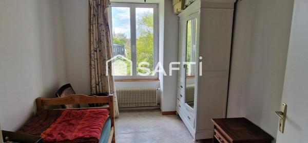 Maison en pierres proche bourg