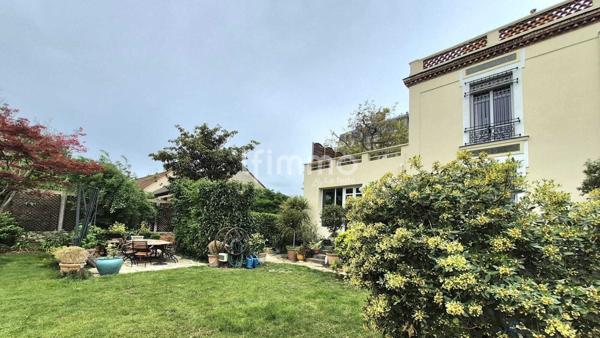 Maison de charme avec grand jardin et terrasse – Calme, proche RER C