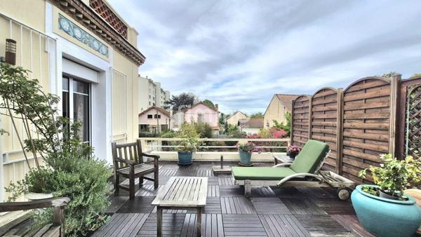 Maison de charme avec grand jardin et terrasse – Calme, proche RER C