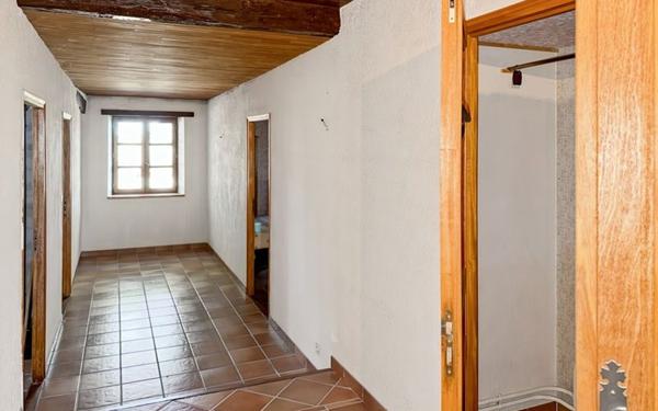 Maison à vendre    6 pièces •  Sainte-Mère
