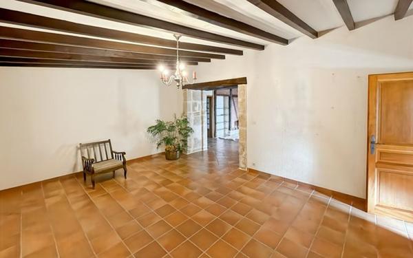 Maison à vendre    6 pièces •  Sainte-Mère
