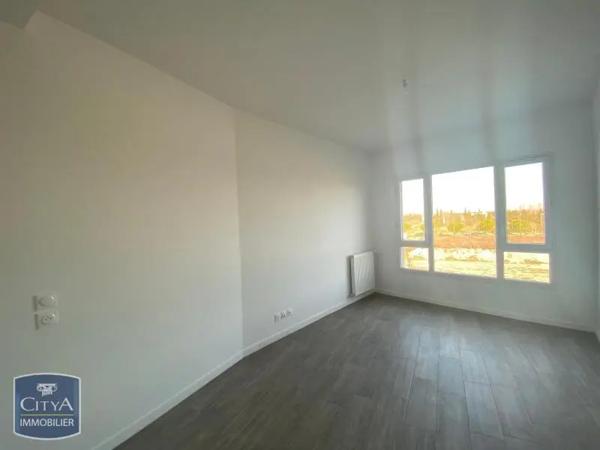 Appartement à louer 2 pièces 53.95m² Monteux (84170)