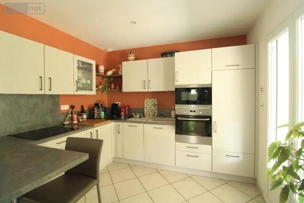 Maison à vendre à Quinçay dans la Vienne (86190), ref : V1938b