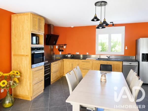 Maison à vendre 6 pièces 106 m² Pont-Saint-Esprit