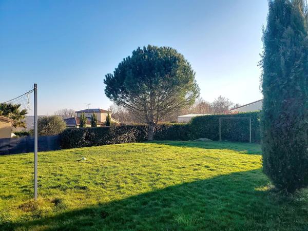 Très belle villa familiale de 245 m² avec piscine au sel et chauffée