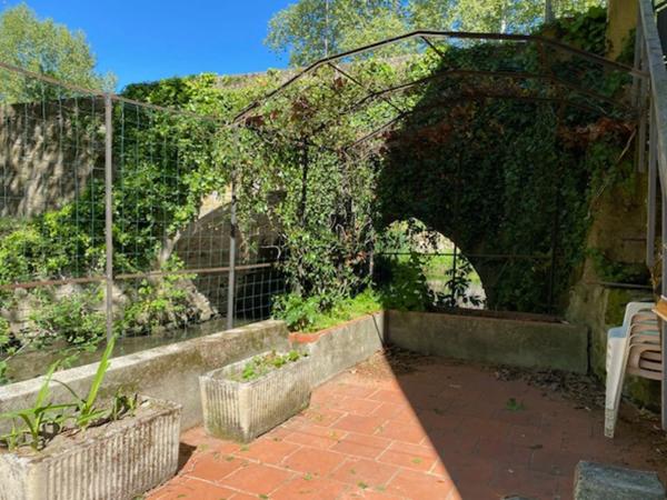Dpt Tarn (81), à vendre SOUAL immeuble