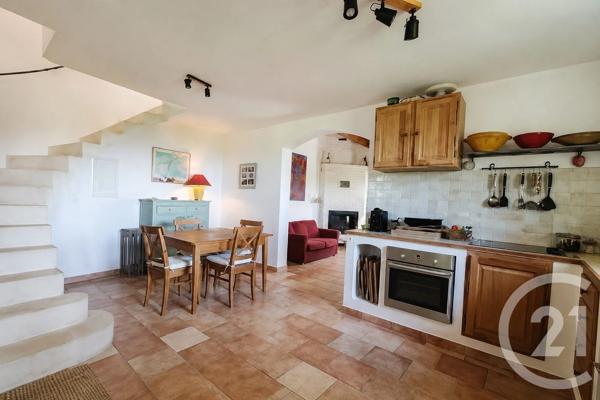 Maison à vendre  5 pièces - 99,83 m 2   FORCALQUIER  - 04