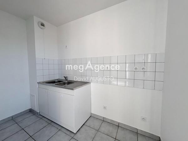 Appartement à LYON 8E ARRONDISSEMENT, 69008 - 2 pièces 49m²