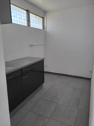 Fort de France - Zone Franche de Dillon - Maison 4 pièces