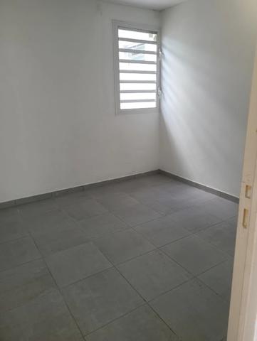 Fort de France - Zone Franche de Dillon - Maison 4 pièces