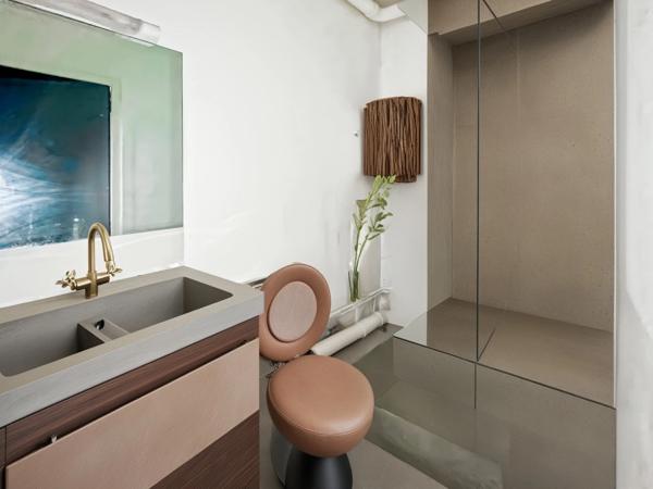 Immeuble comportant 5 lots à vendre 76000 ROUEN droite. Surface habitable de l'ensemble 113 m2.