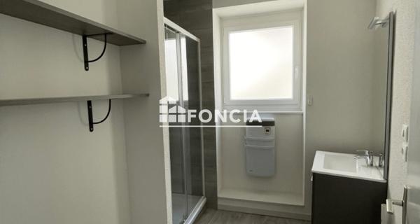 Location Appartement 2 pièces 50.42 m² - Le Coteau 42120