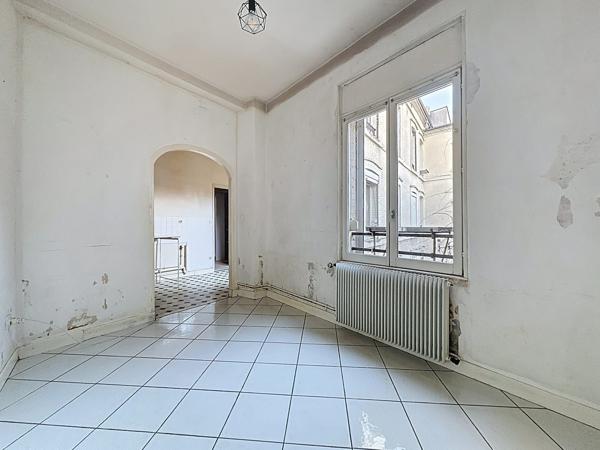 Appartement de 5 pièces, 102 m² à Reims