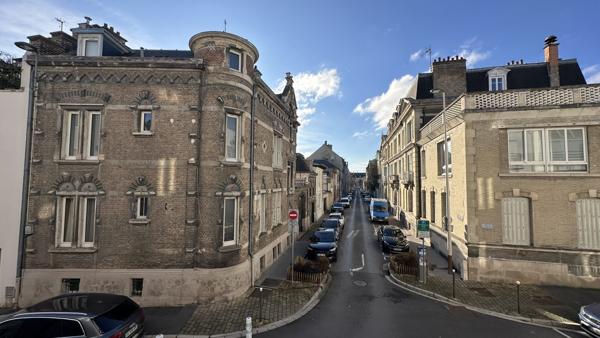 Appartement de 5 pièces, 102 m² à Reims