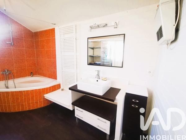 Appartement à vendre 5 pièces 107 m² Gallargues-le-Montueux