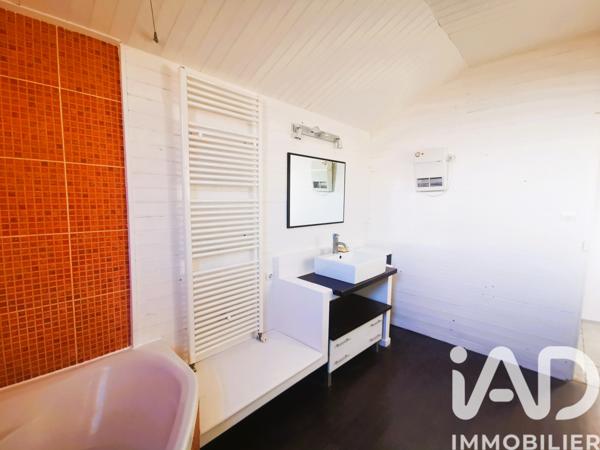 Appartement à vendre 5 pièces 107 m² Gallargues-le-Montueux