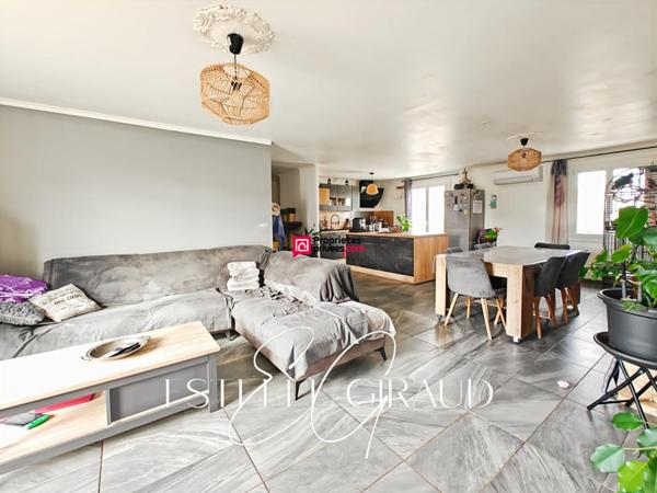 Au Somail : Villa 4 faces avec piscine, rénovée, prête à vivre